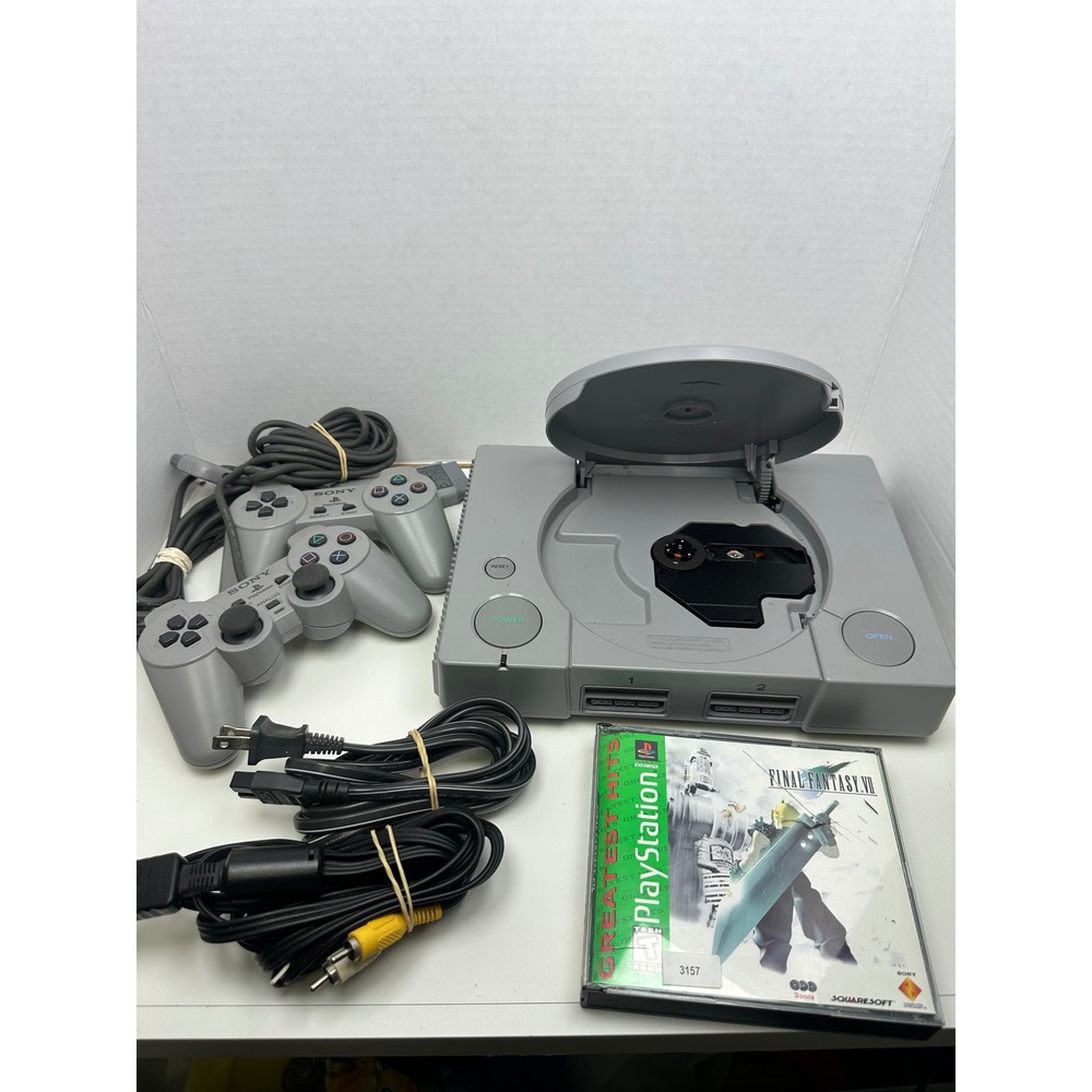Sony PlayStation 1 Console Bundle SCPH-9001 2 Controllers Final Fantasy VII PS1
